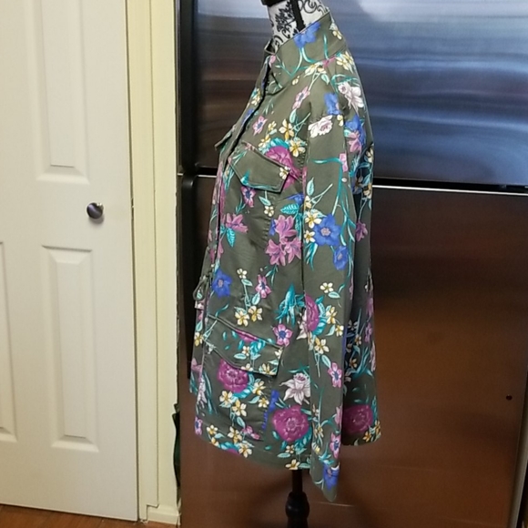 Lane Bryant Floral Utility Jacket - Picture 4 of 13